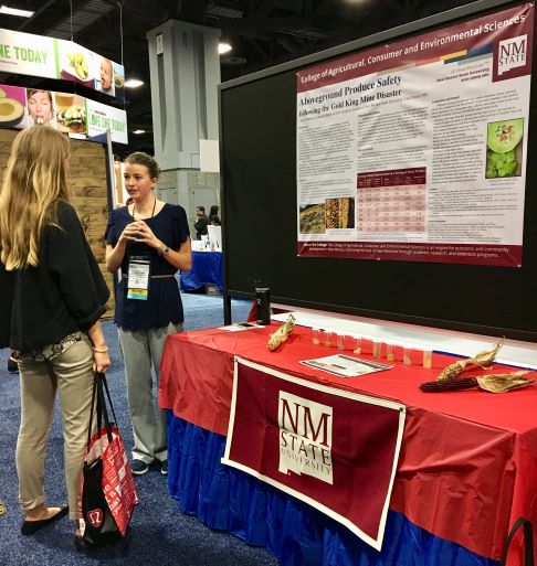 Dietetic Intern showcasing research poster at FNCE